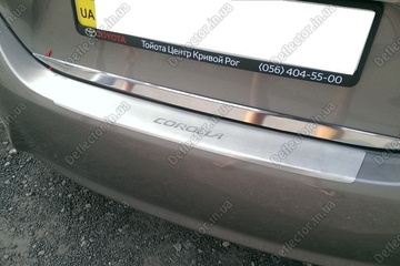 Накладка на задний бампер Toyota Corolla