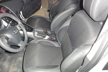 Автомобильные чехлы на сиденья Toyota Auris