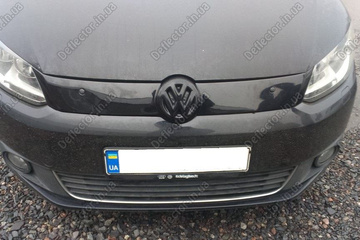 Зимняя глянецевая накладка на решетку радиатора Volkswagen Touran