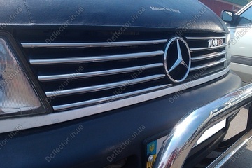 Хром накладка на решетку радиатора Mercedes-Benz Vito 638