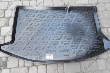 Резиново-пластиковый коврик в багажник Ford Fiesta