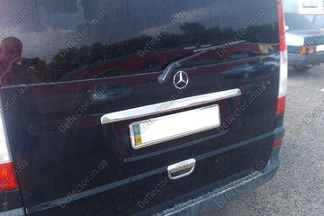 Хром накладка над задним номером Mercedes-Benz Vito 639