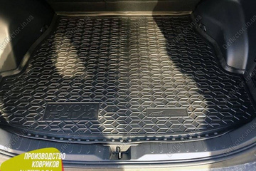 Резиновый автоковрик в багажник Toyota RAV4