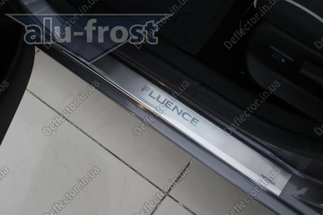 Накладки на пороги Renault Fluence