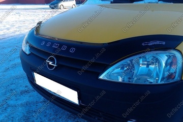 Мухобойка на капот Opel Combo