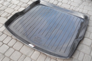 Коврик в багажник резиново-пластиковый Opel Vectra C
