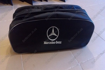 Сумка для автоаксессуаров с логотипом Mercedes (пустая)