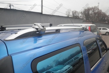 Продольные рейлинги на крышу Renault Logan MCV