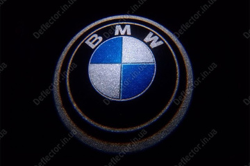 Подсветка дверей с логотипом BMW