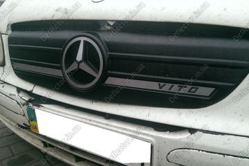 Защитная накладка на решетку радиатора Mercedes-Benz Vito 639