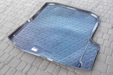 Автомобильный коврик в багажник Skoda Octavia A7