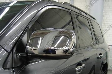 Хром накладки на зеркала заднего вида Toyota Land Cruiser 200