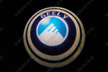 Подсветка дверей с логотипом Geely