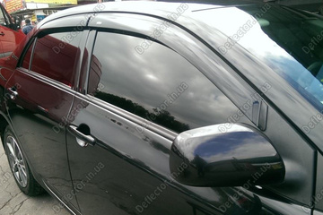 Ветровики на окна - дефлекторы окон авто Toyota Corolla