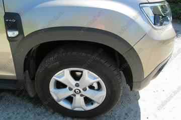 Комплект расширителей колесных арок Renault Duster