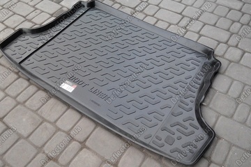 Резиново-пластиковый коврик в багажник Suzuki Grand Vitara