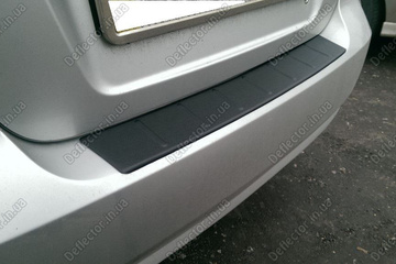 Накладка на задний бампер из ABS-пластика Chevrolet Aveo T250 sedan