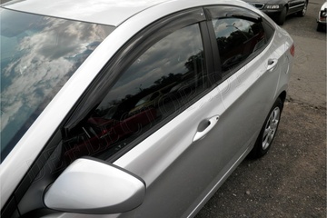 Дефлекторы дверей - боковые ветровики Hyundai Accent