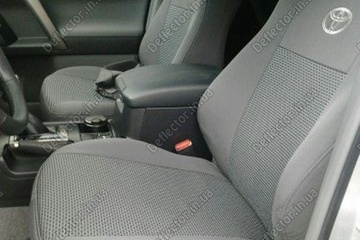 Автомобильные чехлы на сиденья Toyota Land Cruiser Prado 150