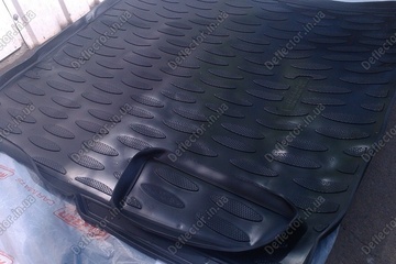 Резиновые авто коврики в багажник Skoda Octavia A7