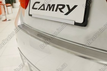 Накладка на задний бампер Toyota Camry 50