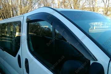 Дефлекторы дверей - боковые ветровики Renault Trafic