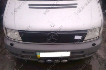 Зимняя накладка на решетку радиатора Mercedes-Benz Vito 638