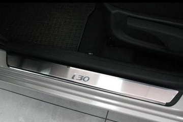 Накладки на пороги Hyundai i30
