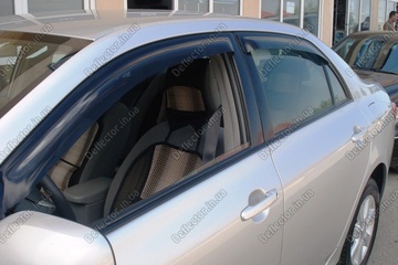 Ветровики на двери авто Toyota Corolla