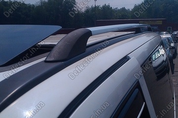 Продольные рейлинги на крышу Mercedes-Benz Vito 638