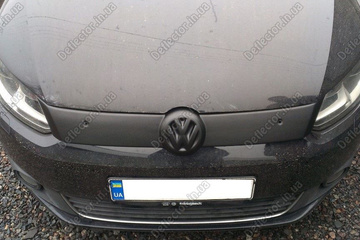 Накладка матовая на решетку радиатора зимняя Volkswagen Touran